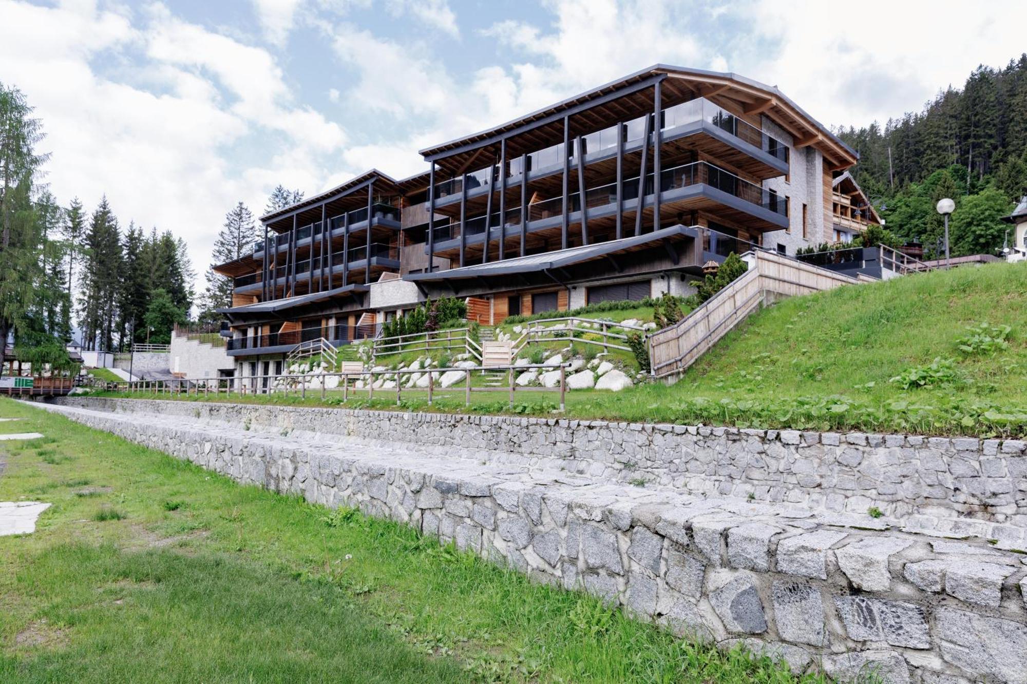 Campiglio Wood Apartment Мадона ди Кампильо Екстериор снимка