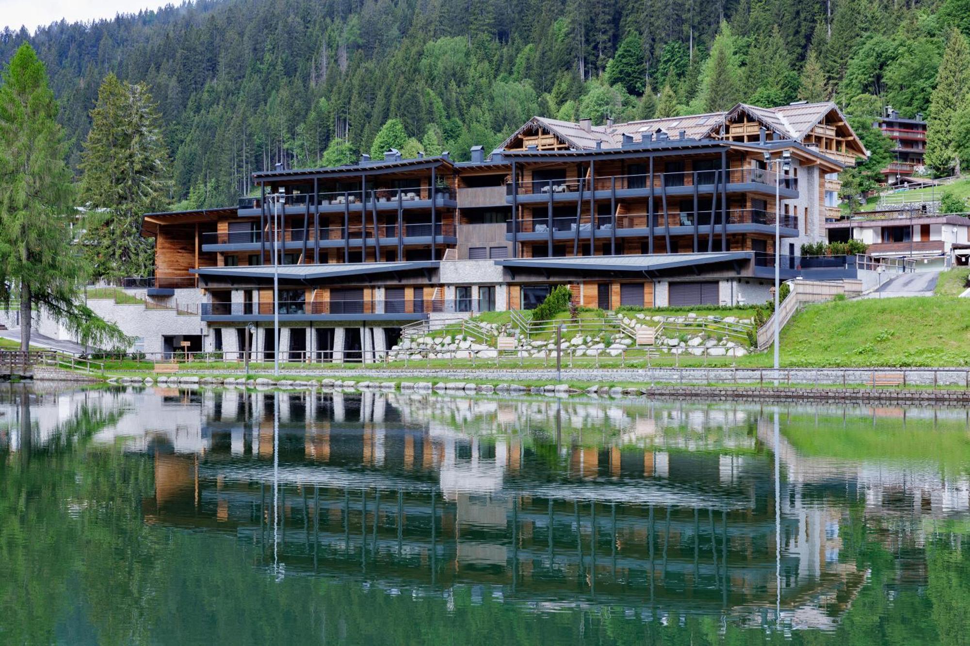 Campiglio Wood Apartment Мадона ди Кампильо Екстериор снимка